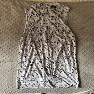 Banana republic blouse in blue and white